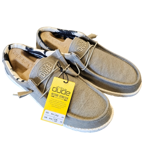 Hey Dude Wally Stretch Canvas Beige Slip-On Casual Shoes NEW - Picture 7 of 7